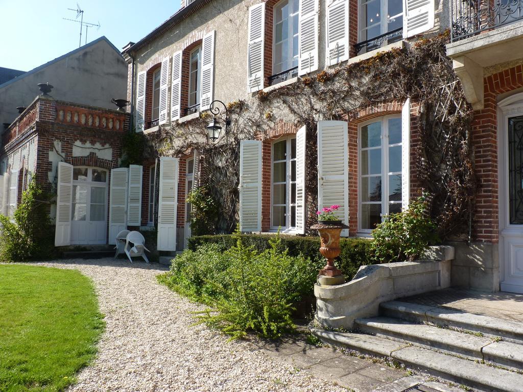 Château-Renard Le Clos Saint Nicolas Bed & Breakfast エクステリア 写真